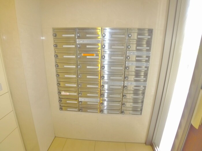 物件外観写真6　(建物設備)