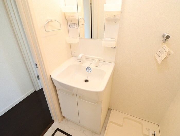 物件内観写真12　(洗面)