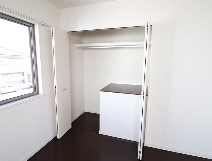 物件内観写真14　(収納)