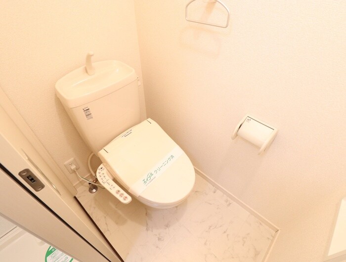 物件内観写真15　(トイレ)