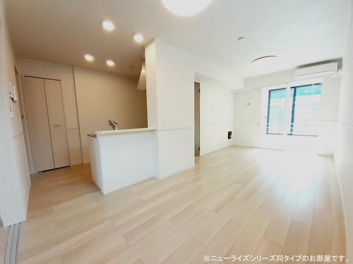 物件内観写真3　(居室)