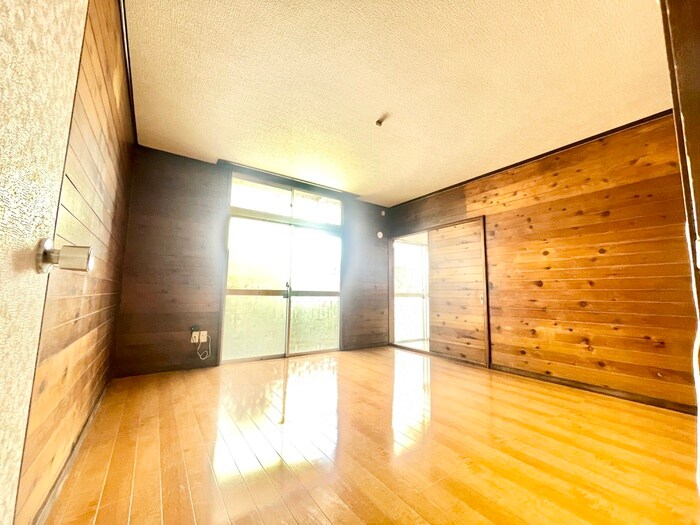 物件内観写真4　(居室)