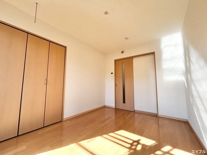 物件内観写真10　(居室)