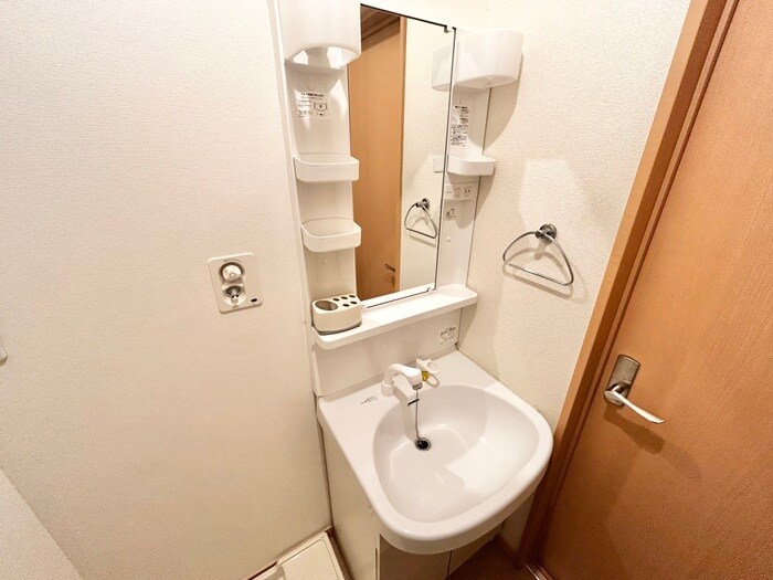 物件内観写真15　(洗面)