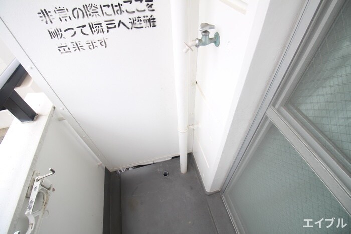 物件内観写真19　(洗濯機置場)