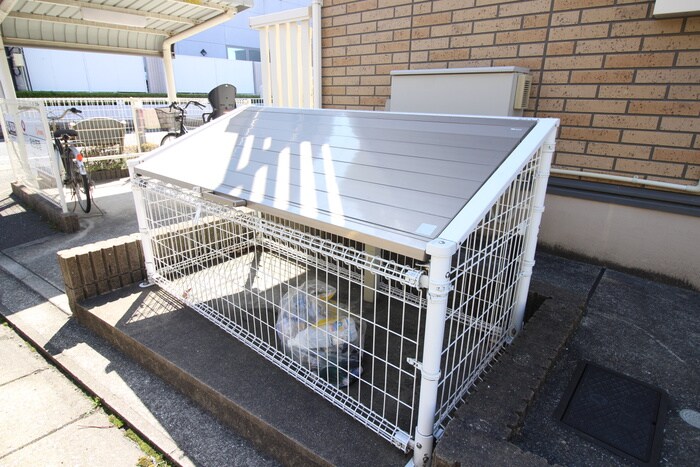 物件外観写真6　(建物設備)