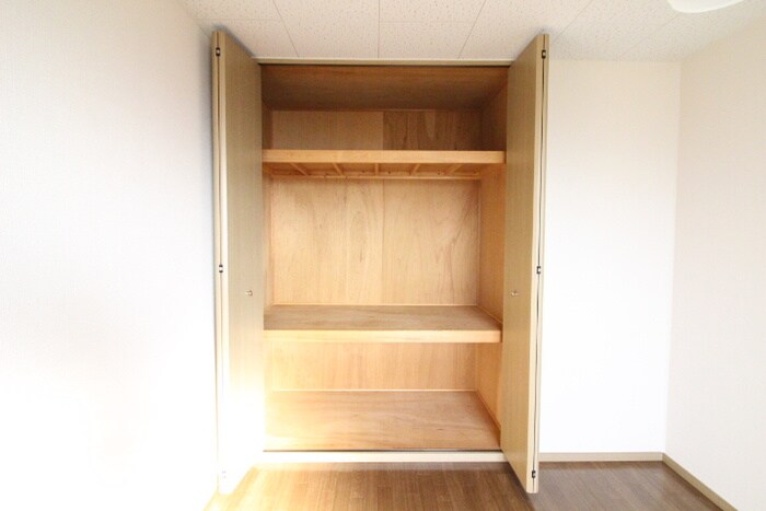 物件内観写真10　(収納)