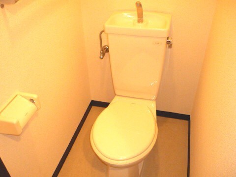 物件内観写真9　(トイレ)