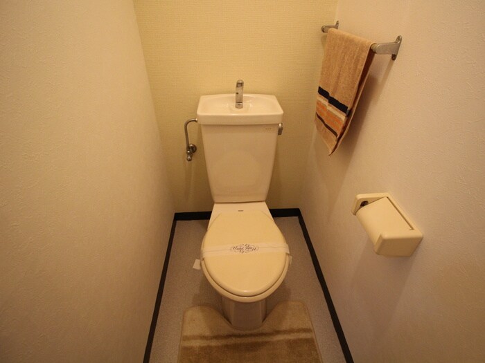 物件内観写真10　(トイレ)