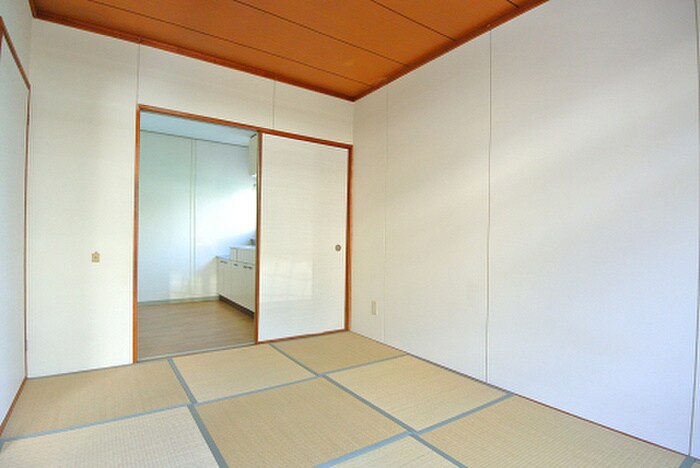 物件内観写真5　(居室)