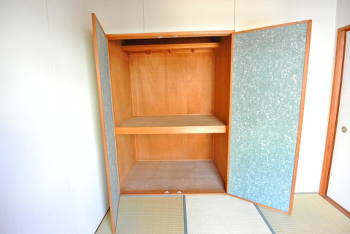 物件内観写真10　(収納)