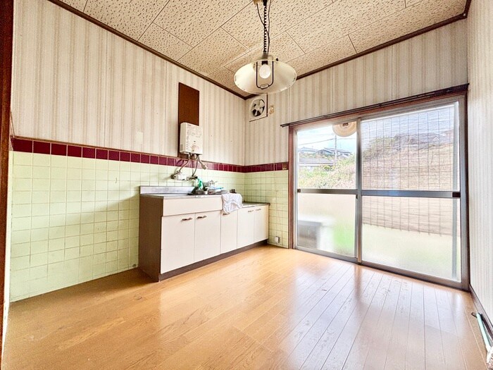 物件内観写真4　(居室)