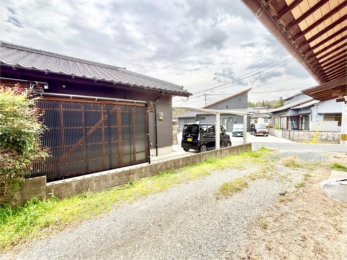 物件内観写真11　(室内からの展望)