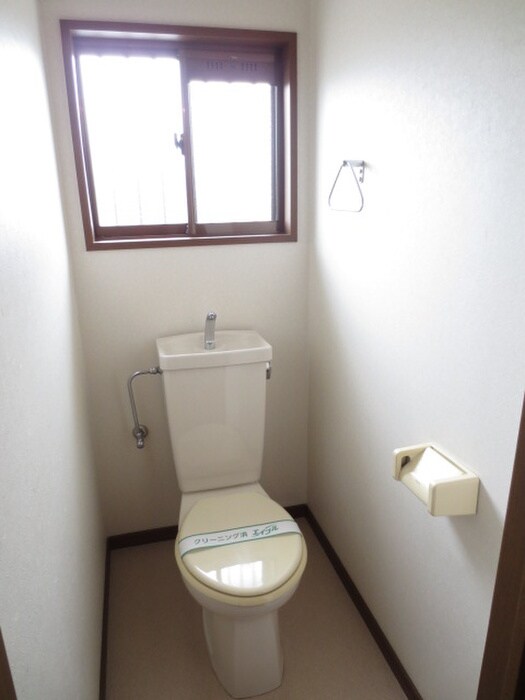 物件内観写真14　(トイレ)