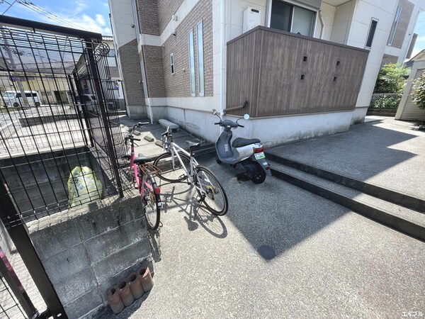 駐輪場