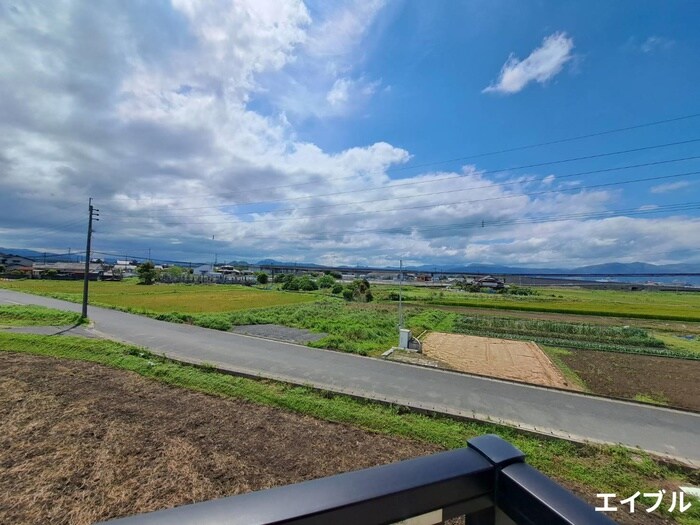 物件内観写真17　(室内からの展望)