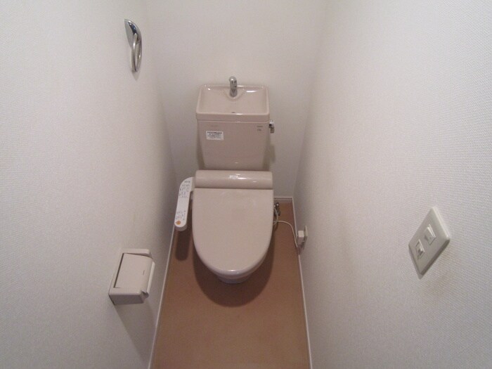 物件内観写真14　(トイレ)