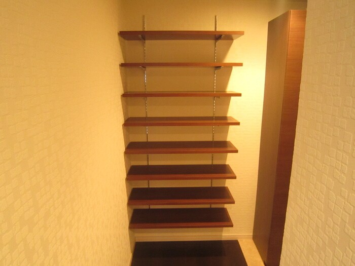 物件内観写真18　(靴箱)