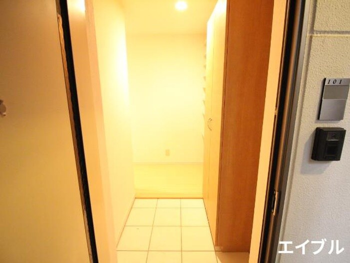 物件内観写真21　(廊下)