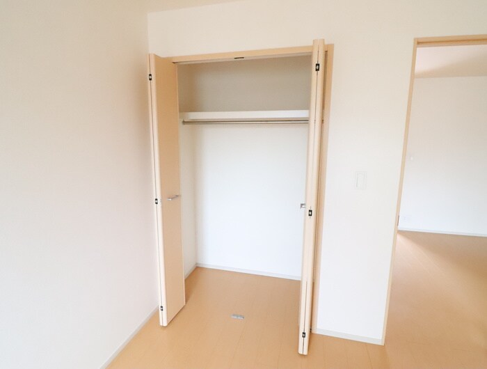 物件内観写真11　(収納)