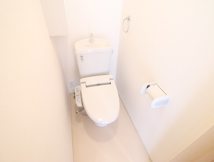 物件内観写真16　(トイレ)