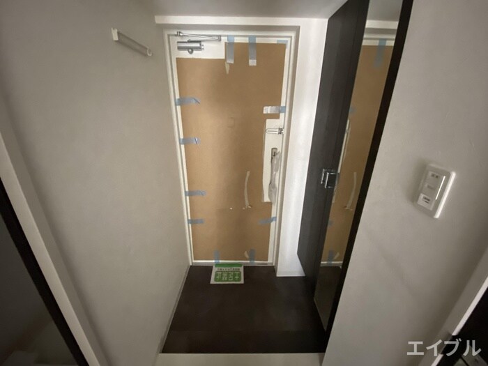 物件内観写真14　(玄関)