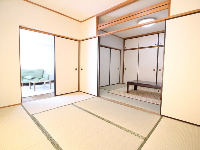 物件内観写真8　(居室)