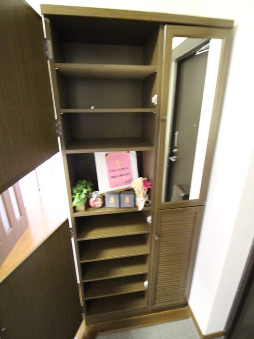 物件内観写真17　(靴箱)