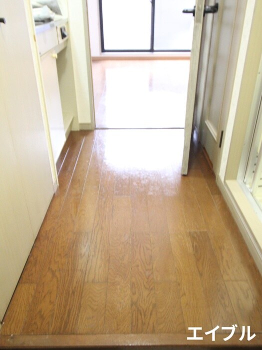 物件内観写真18　(廊下)