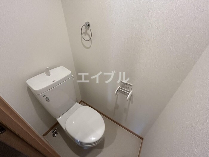 物件内観写真11　(トイレ)