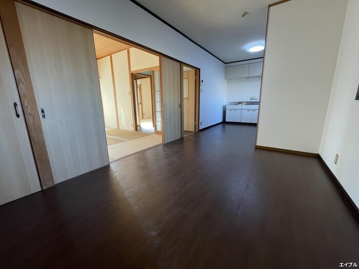 物件内観写真7　(居室)