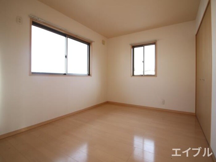 物件内観写真5　(居室)