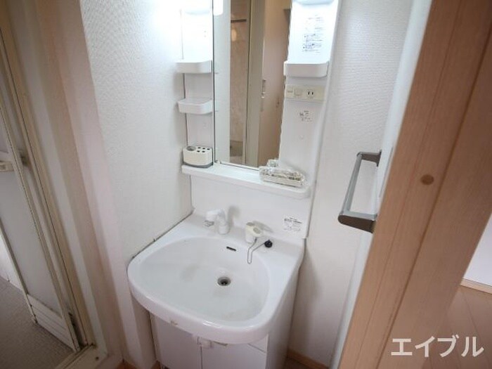 物件内観写真10　(洗面)