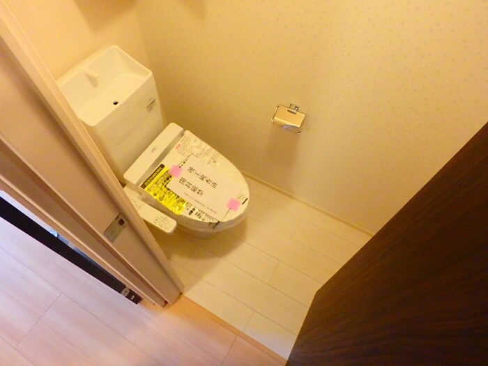 物件内観写真10　(トイレ)