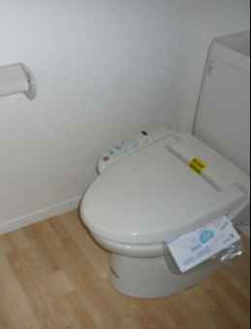 物件内観写真9　(トイレ)