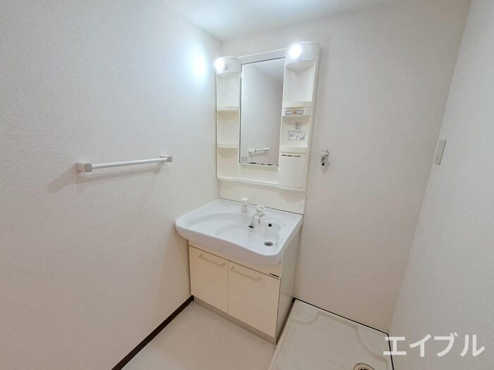 物件内観写真11　(洗面)