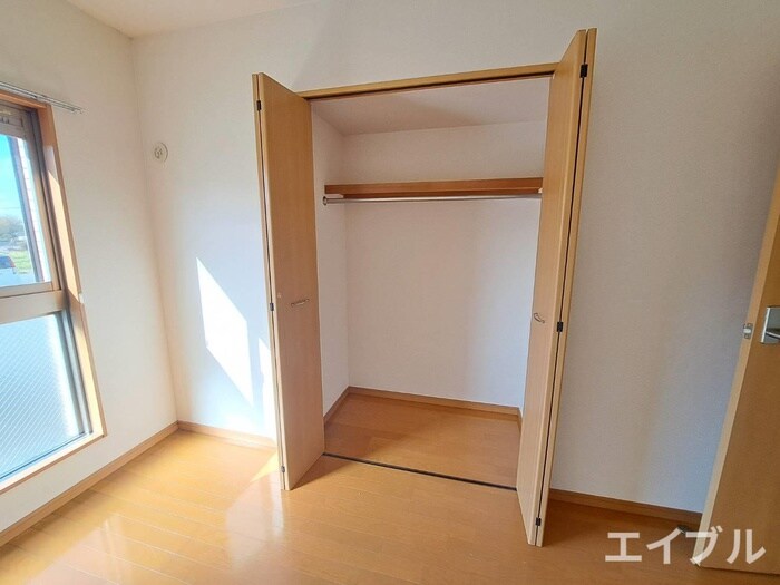 物件内観写真13　(収納)