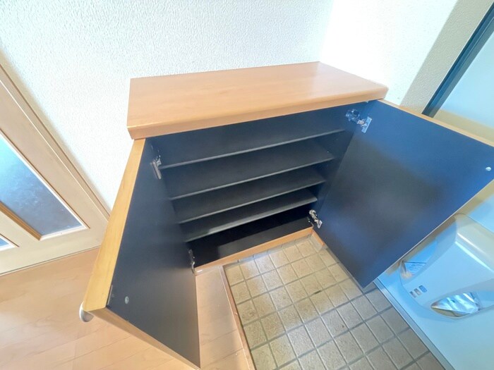 物件内観写真17　(靴箱)