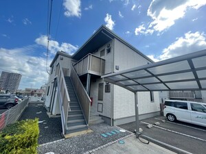 メゾンティアラⅠ外観写真