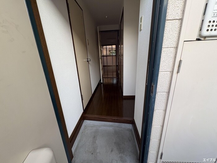 物件内観写真15　(玄関)