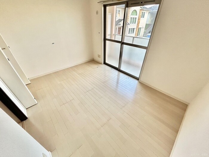 物件内観写真16　(居室)