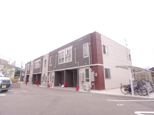 ホワイトバレー東二島外観写真