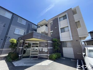 ローズヴィラ諏訪野外観写真