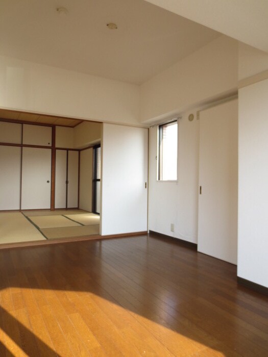 物件内観写真11　(居室)