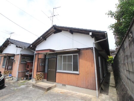岩崎2丁目貸家外観写真