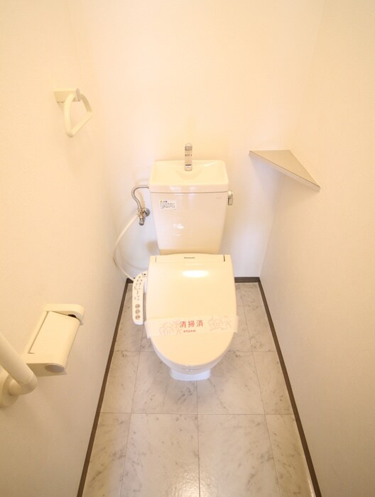 物件内観写真12　(トイレ)