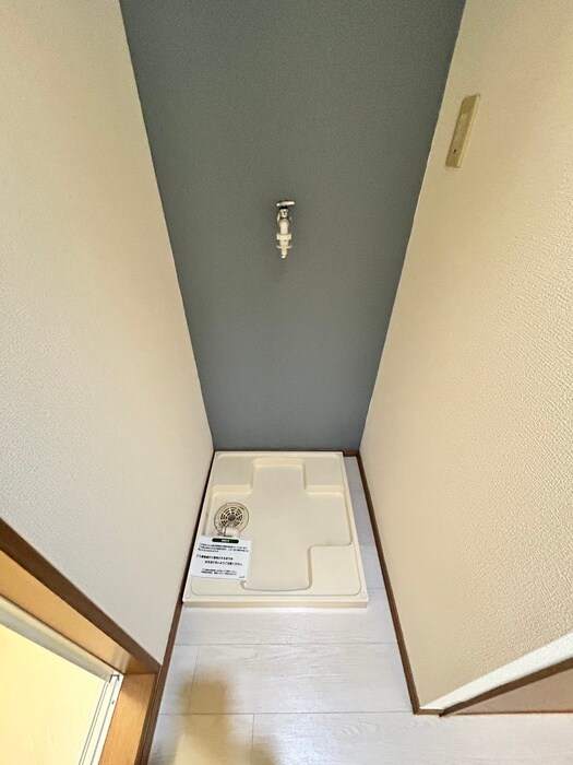 物件内観写真15　(洗濯機置場)