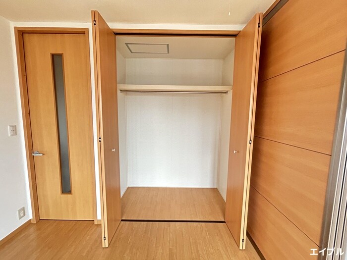 物件内観写真12　(収納)