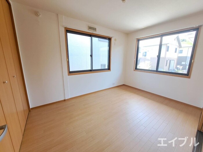 物件内観写真13　(居室)