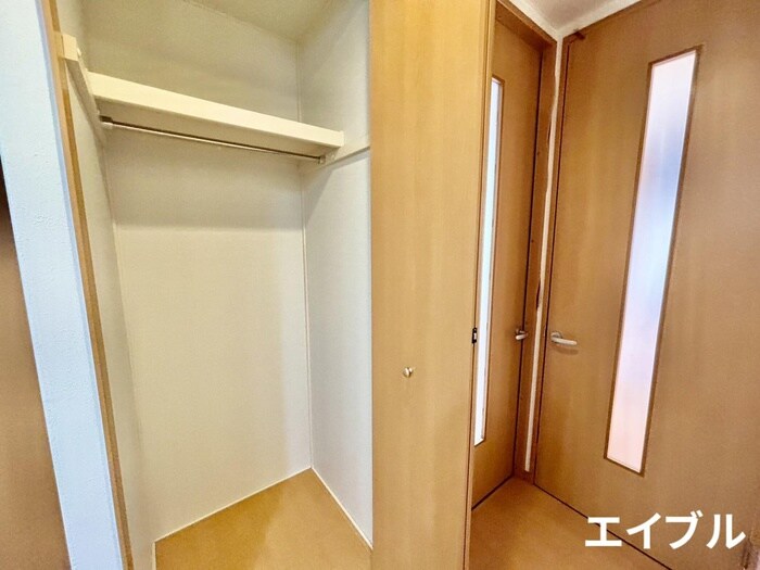 物件内観写真18　(収納)